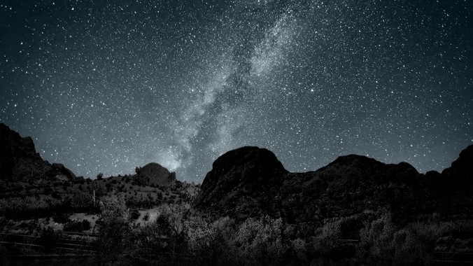 有一个乌克兰的朋友问我,中国人凭什么能享受和平,我该怎么说?